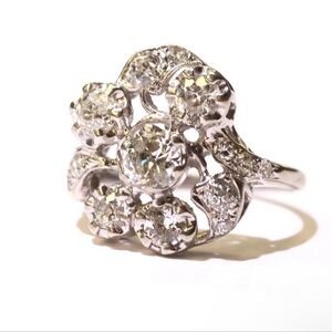 Elegant Silver Diamond Cluster Ring